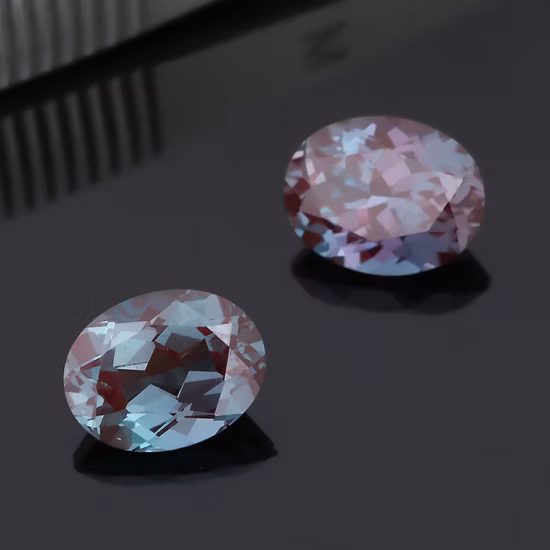 C Created Grc Certificate Color Change Pear Cut 1 Carat Lab Grown Alexandrite Gemstone