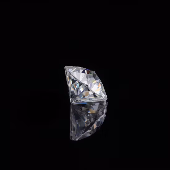 Blumenschliff-Moissanit, spezieller Schliff, Rundschliff-Moissanit, Provence Gems, hochwertiger Moissanit-Diamantstein, loser Edelstein